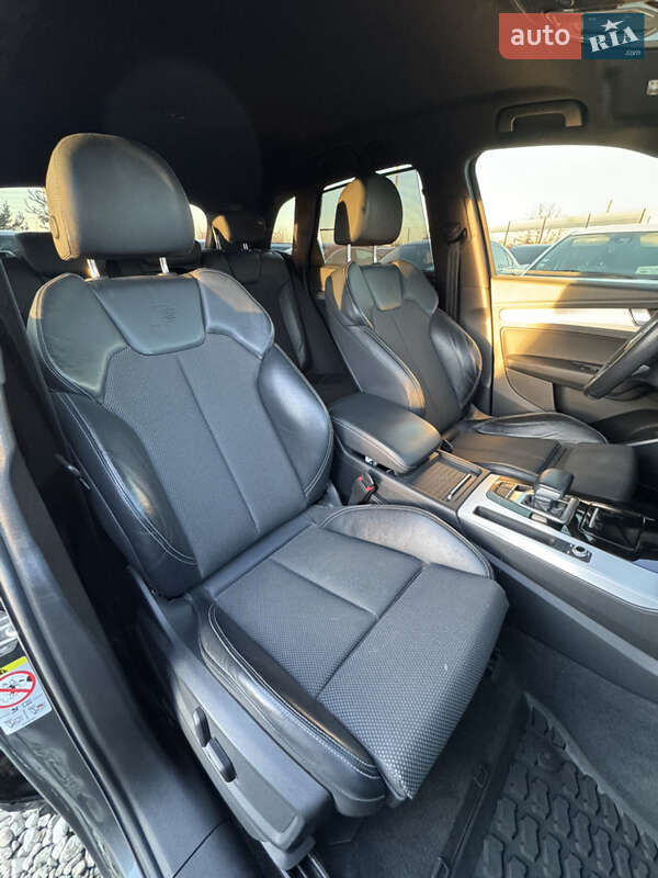 Внедорожник / Кроссовер Audi Q5 2020 в Ивано-Франковске фото 28 Внедорожник / Кроссовер Audi Q5 2020 в Ивано-Франковске