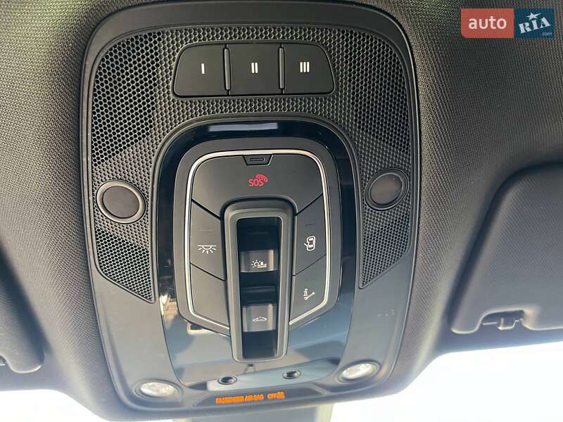 Позашляховик / Кросовер Audi Q5 2017 в Львові