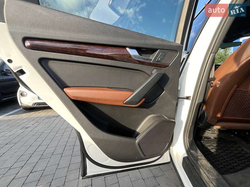 Позашляховик / Кросовер Audi Q5 2017 в Львові