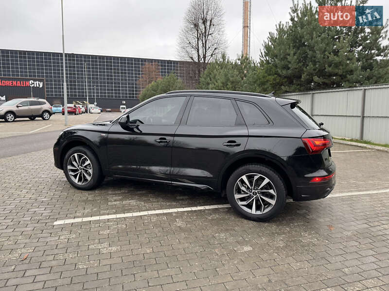 Позашляховик / Кросовер Audi Q5 2024 в Луцьку