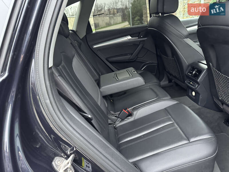 Позашляховик / Кросовер Audi Q5 2018 в Стрию