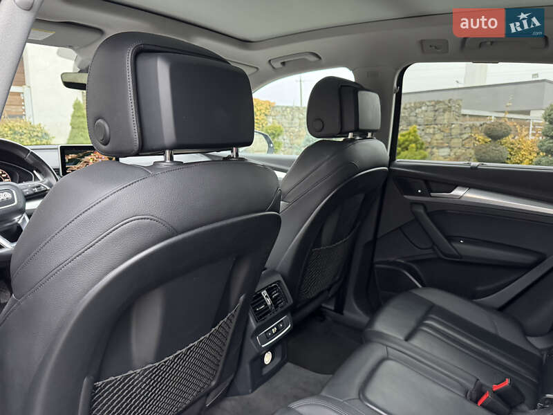 Позашляховик / Кросовер Audi Q5 2018 в Стрию