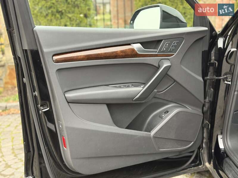 Внедорожник / Кроссовер Audi Q5 2017 в Львове фото 47 Внедорожник / Кроссовер Audi Q5 2017 в Львове