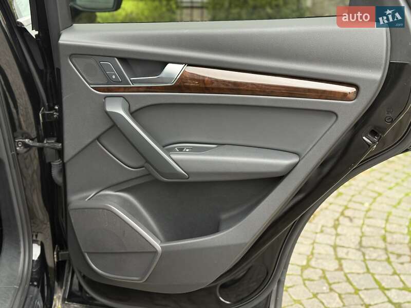 Внедорожник / Кроссовер Audi Q5 2017 в Львове фото 72 Внедорожник / Кроссовер Audi Q5 2017 в Львове