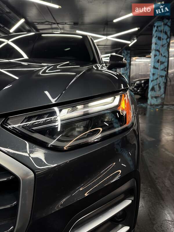 Внедорожник / Кроссовер Audi Q5 2020 в Киеве