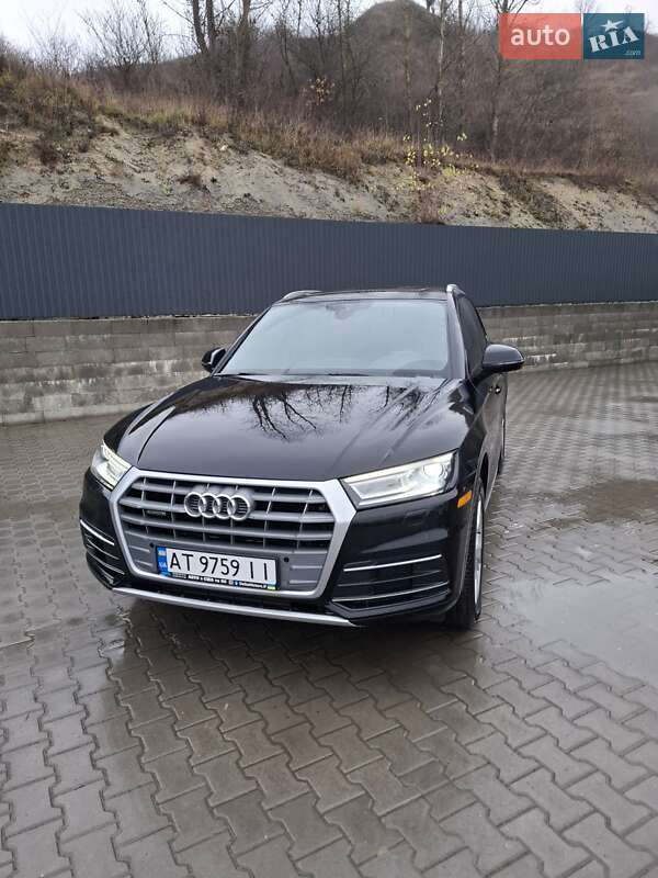 Внедорожник / Кроссовер Audi Q5 2018 в Ивано-Франковске