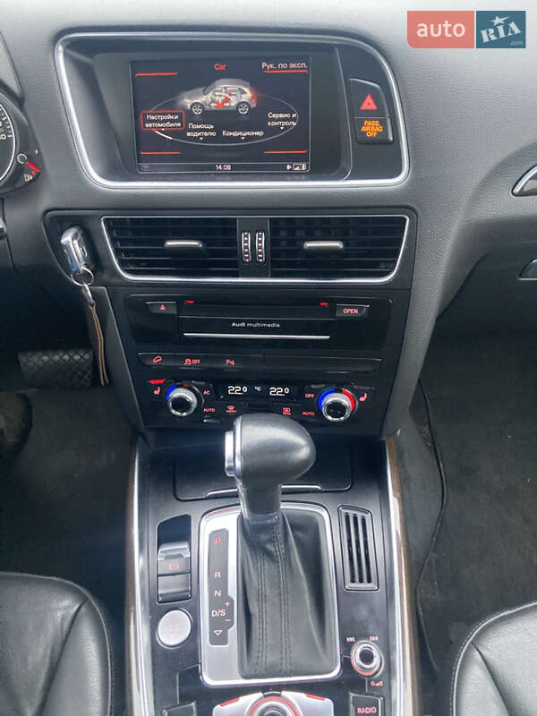 Позашляховик / Кросовер Audi Q5 2014 в Луцьку