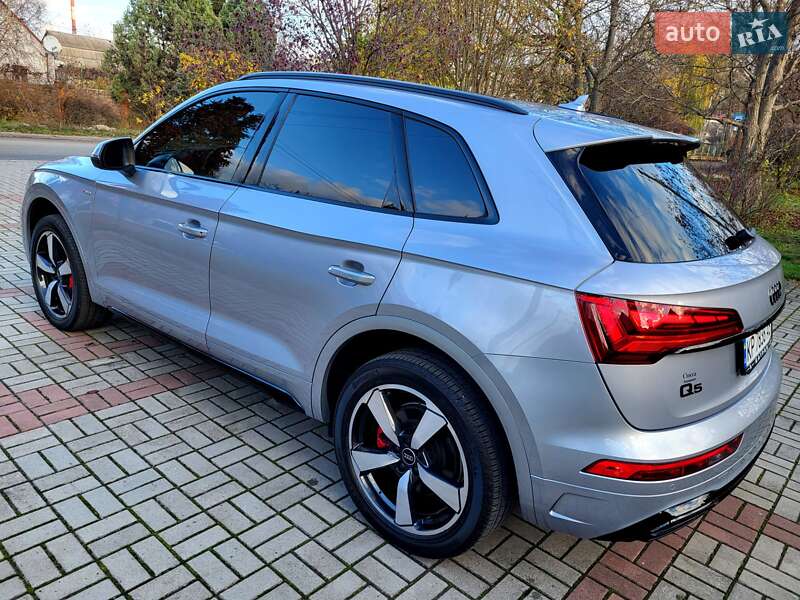Внедорожник / Кроссовер Audi Q5 2024 в Запорожье