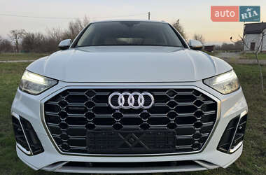 Внедорожник / Кроссовер Audi Q5 2023 в Днепре