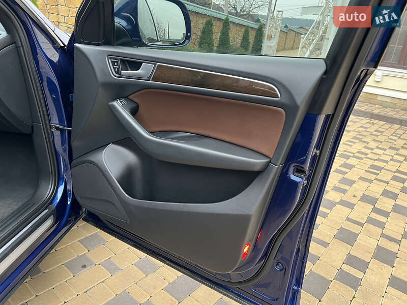 Внедорожник / Кроссовер Audi Q5 2014 в Могилев-Подольске