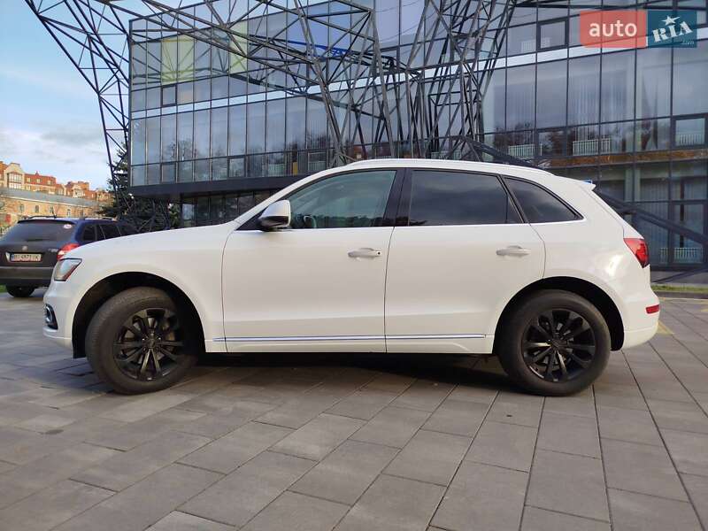 Внедорожник / Кроссовер Audi Q5 2014 в Полтаве
