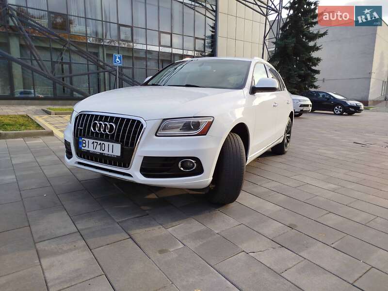 Внедорожник / Кроссовер Audi Q5 2014 в Полтаве
