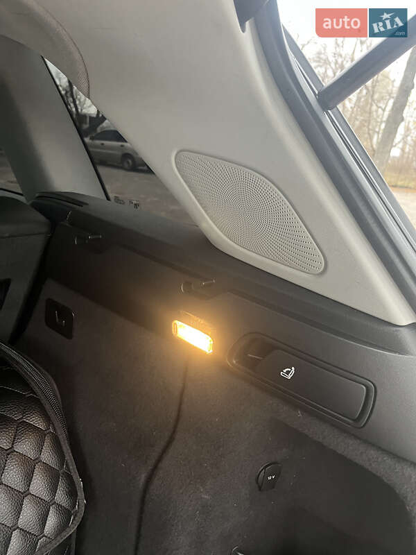 Позашляховик / Кросовер Audi Q5 2015 в Черкасах