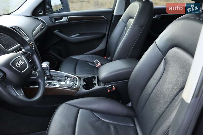 Позашляховик / Кросовер Audi Q5 2015 в Балаклії