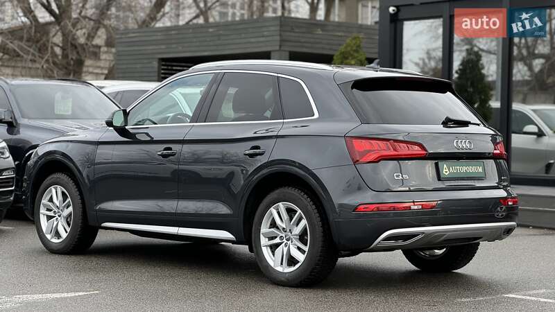 Позашляховик / Кросовер Audi Q5 2019 в Києві фото 5 Позашляховик / Кросовер Audi Q5 2019 в Києві