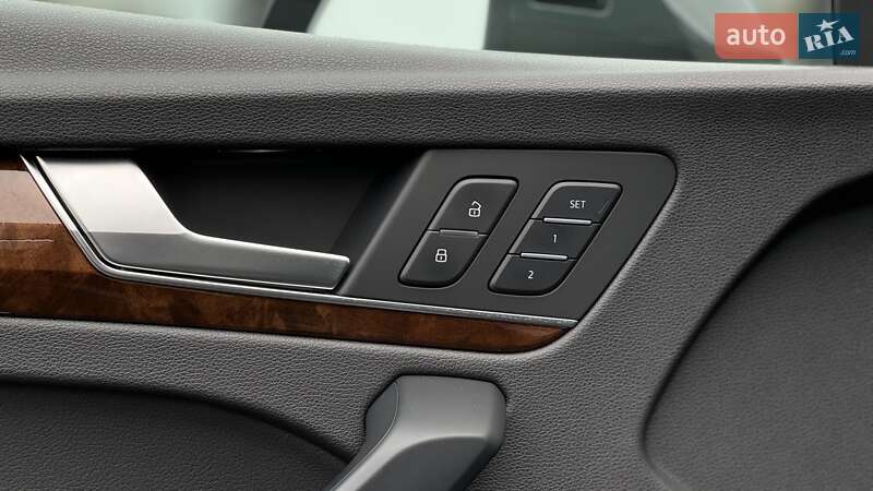 Позашляховик / Кросовер Audi Q5 2019 в Києві фото 13 Позашляховик / Кросовер Audi Q5 2019 в Києві