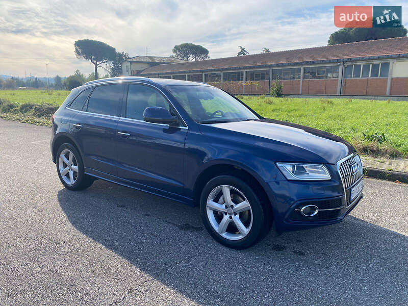 Позашляховик / Кросовер Audi Q5 2015 в Одесі