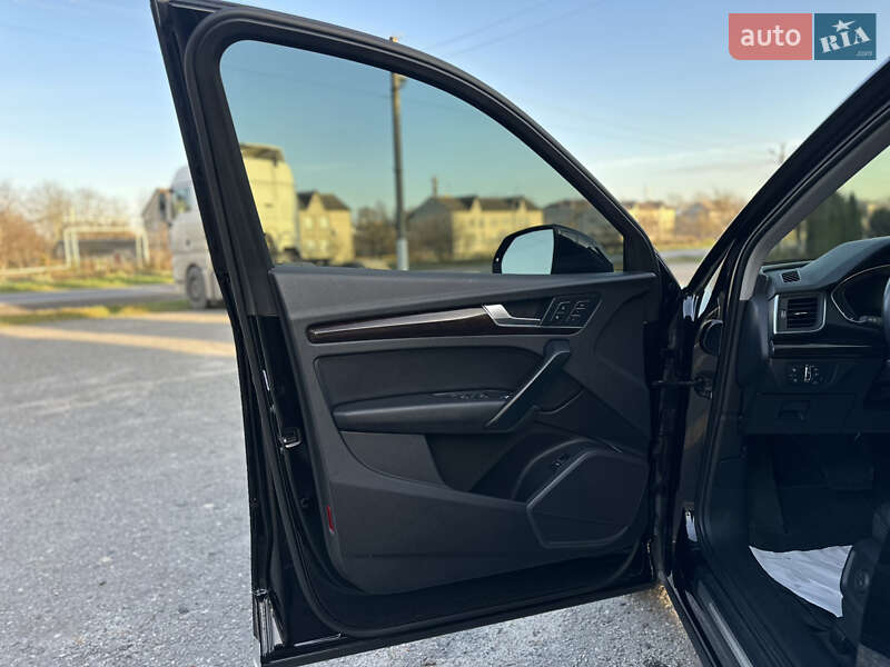 Позашляховик / Кросовер Audi Q5 2018 в Дубні фото 46 Позашляховик / Кросовер Audi Q5 2018 в Дубні