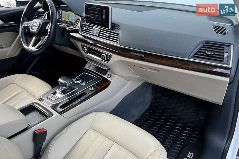 Позашляховик / Кросовер Audi Q5 2017 в Києві