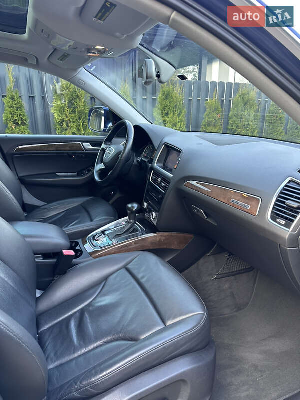 Позашляховик / Кросовер Audi Q5 2015 в Києві