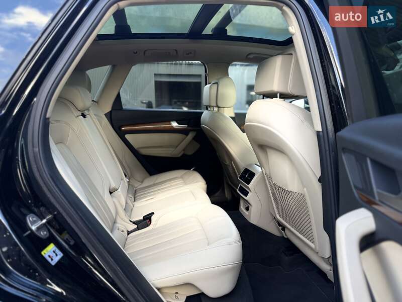 Позашляховик / Кросовер Audi Q5 2021 в Львові