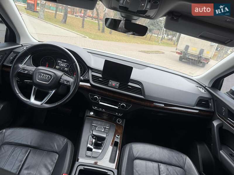 Позашляховик / Кросовер Audi Q5 2018 в Лубнах