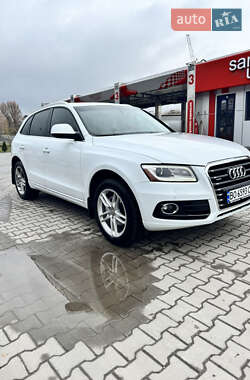 Внедорожник / Кроссовер Audi Q5 2012 в Тернополе