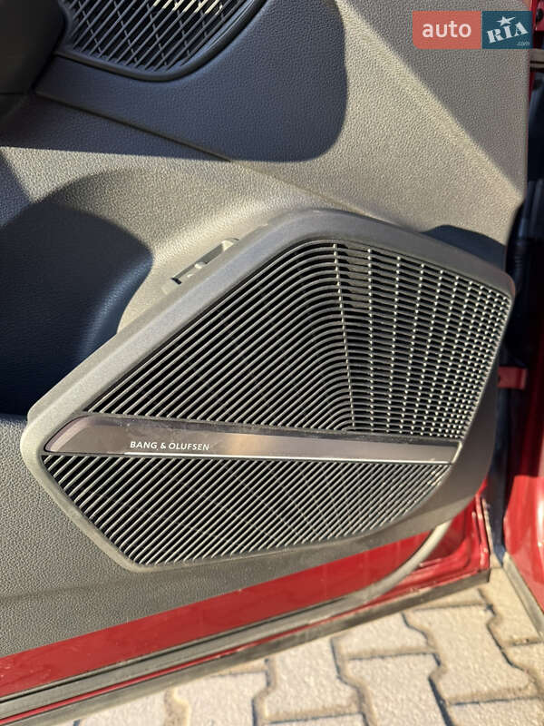 Позашляховик / Кросовер Audi Q5 2017 в Львові