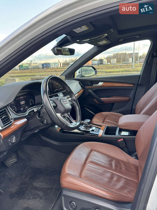 Позашляховик / Кросовер Audi Q5 2021 в Львові фото 17 Позашляховик / Кросовер Audi Q5 2021 в Львові