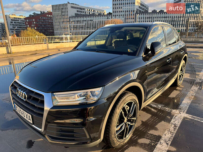 Внедорожник / Кроссовер Audi Q5 2017 в Львове