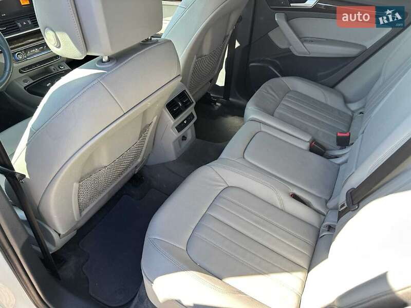 Позашляховик / Кросовер Audi Q5 2019 в Кривому Розі