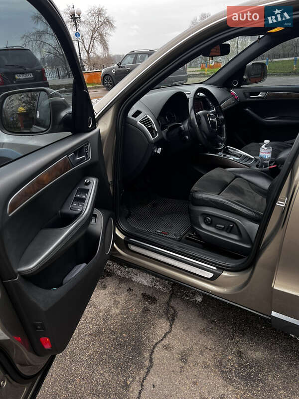 Позашляховик / Кросовер Audi Q5 2011 в Києві