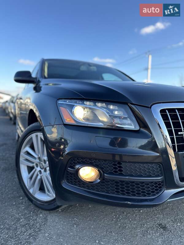 Позашляховик / Кросовер Audi Q5 2012 в Білогородці