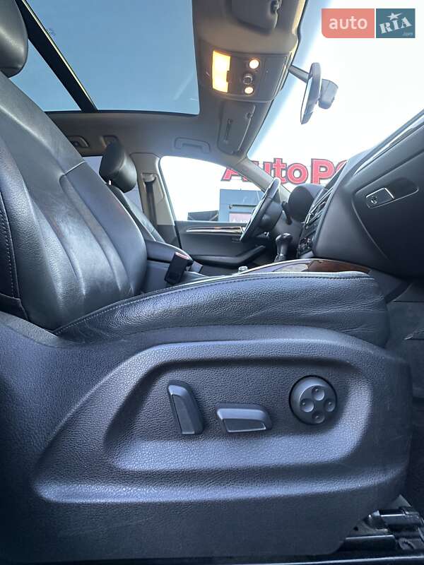 Позашляховик / Кросовер Audi Q5 2012 в Білогородці