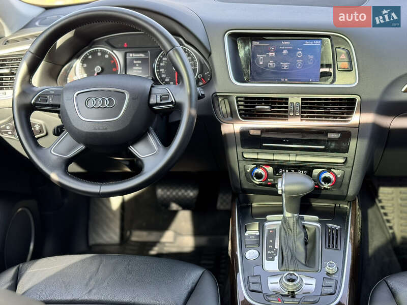 Позашляховик / Кросовер Audi Q5 2015 в Луцьку фото 17 Позашляховик / Кросовер Audi Q5 2015 в Луцьку