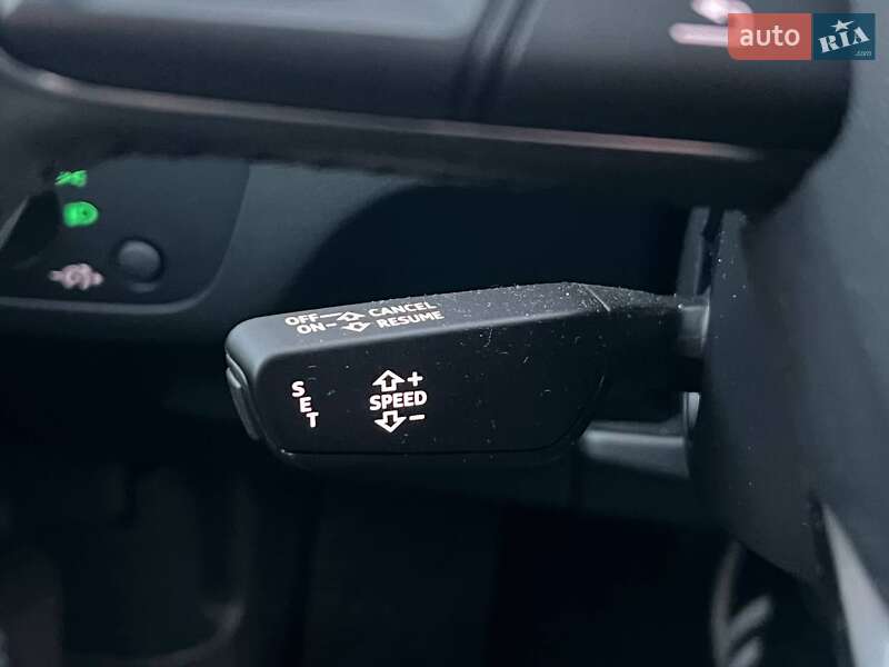 Позашляховик / Кросовер Audi Q5 2017 в Києві