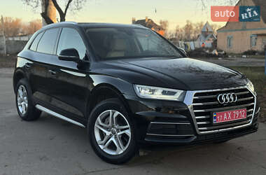 Внедорожник / Кроссовер Audi Q5 2018 в Лубнах