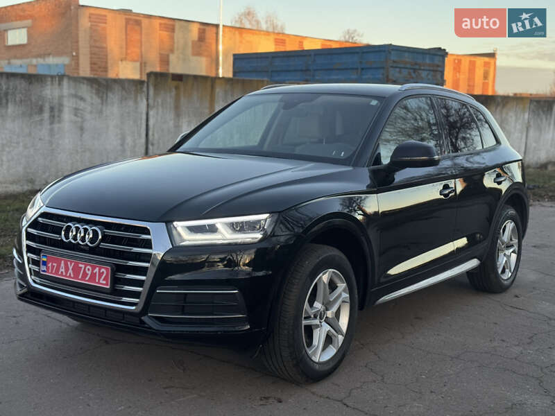 Позашляховик / Кросовер Audi Q5 2018 в Лубнах фото 24 Позашляховик / Кросовер Audi Q5 2018 в Лубнах