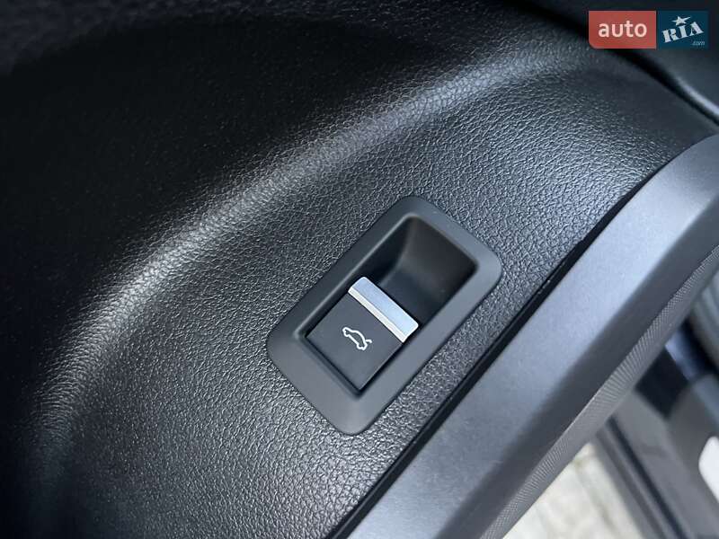 Позашляховик / Кросовер Audi Q5 2018 в Рівному фото 43 Позашляховик / Кросовер Audi Q5 2018 в Рівному