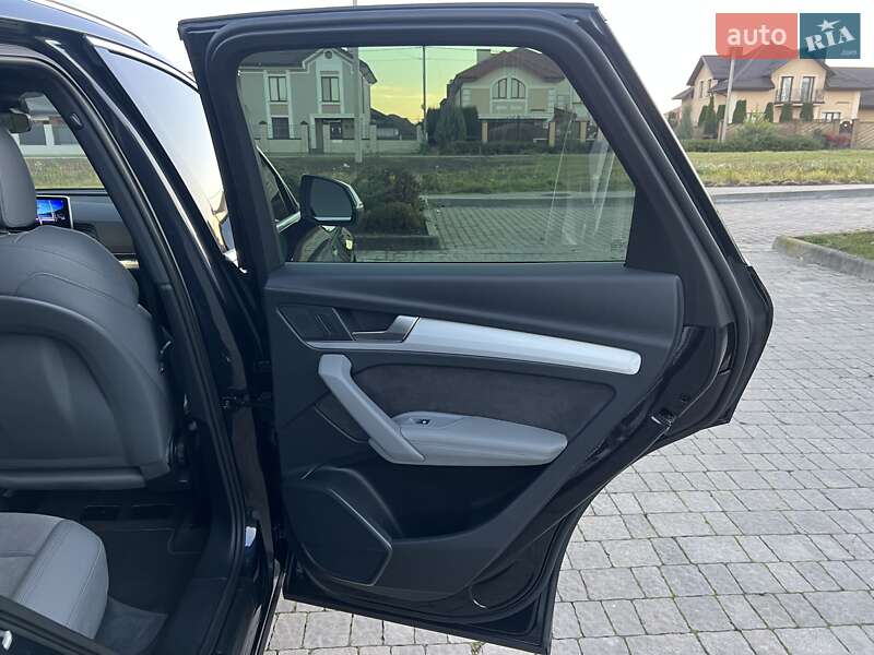 Позашляховик / Кросовер Audi Q5 2018 в Рівному фото 55 Позашляховик / Кросовер Audi Q5 2018 в Рівному