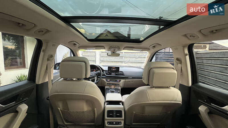 Позашляховик / Кросовер Audi Q5 2019 в Львові