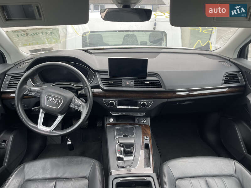 Позашляховик / Кросовер Audi Q5 2019 в Рівному