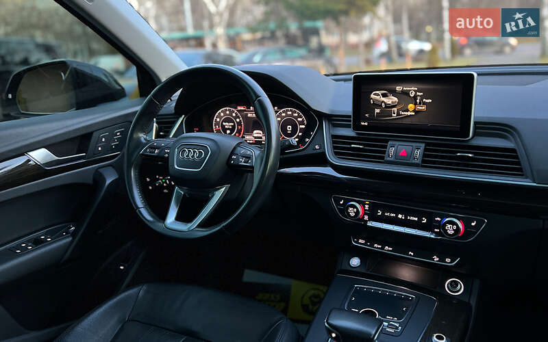 Внедорожник / Кроссовер Audi Q5 2017 в Львове