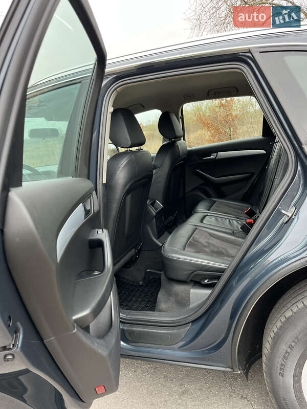 Позашляховик / Кросовер Audi Q5 2010 в Вінниці