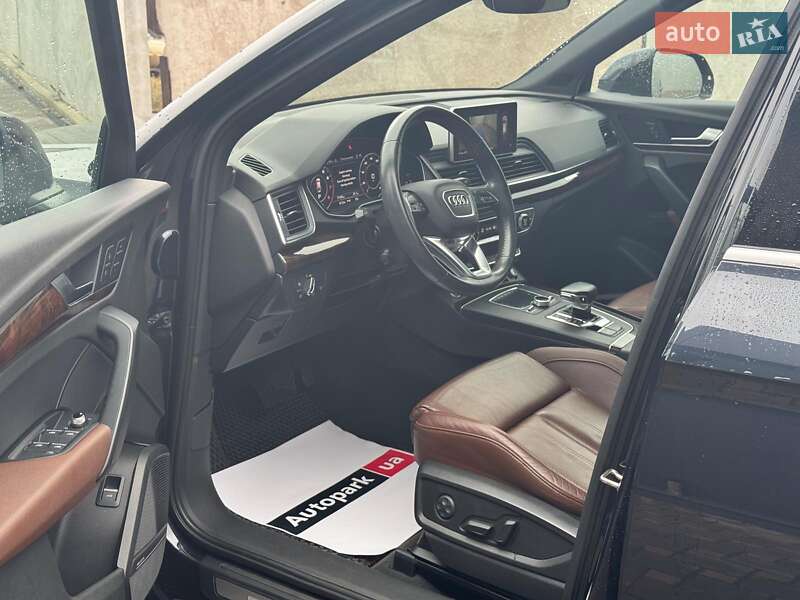 Позашляховик / Кросовер Audi Q5 2017 в Запоріжжі