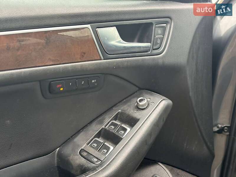 Внедорожник / Кроссовер Audi Q5 2015 в Стрые