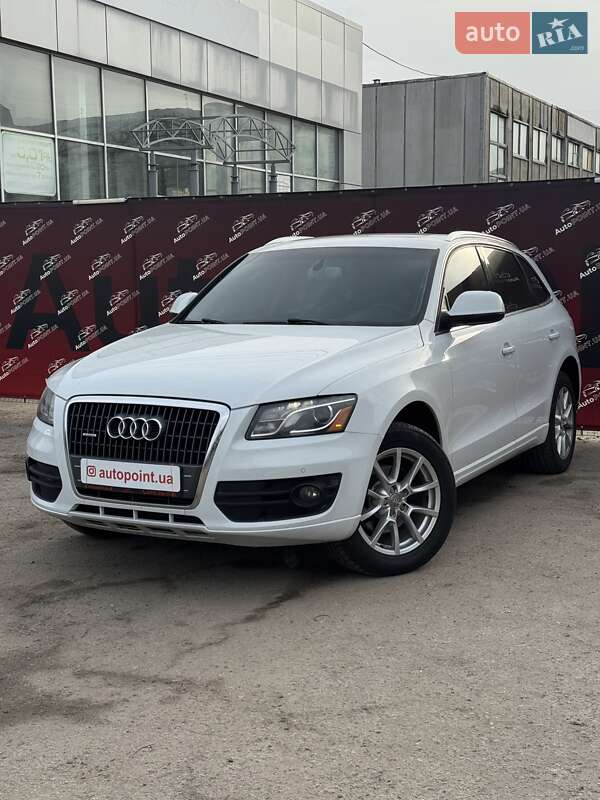 Внедорожник / Кроссовер Audi Q5 2011 в Сумах