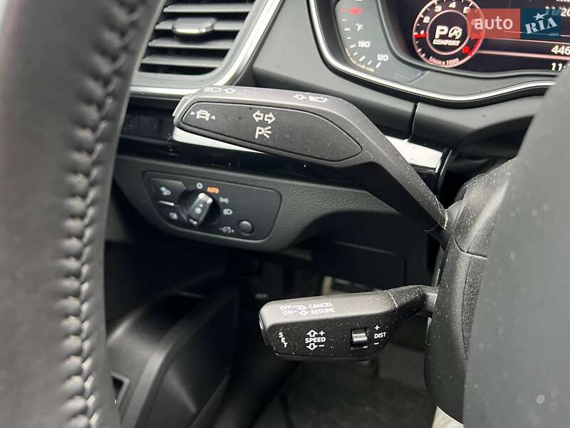 Позашляховик / Кросовер Audi Q5 2019 в Києві