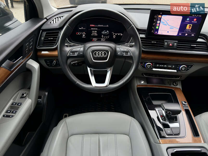 Позашляховик / Кросовер Audi Q5 2021 в Рівному