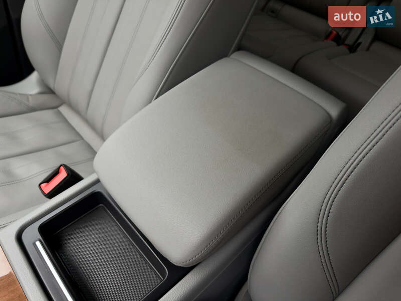 Позашляховик / Кросовер Audi Q5 2021 в Рівному